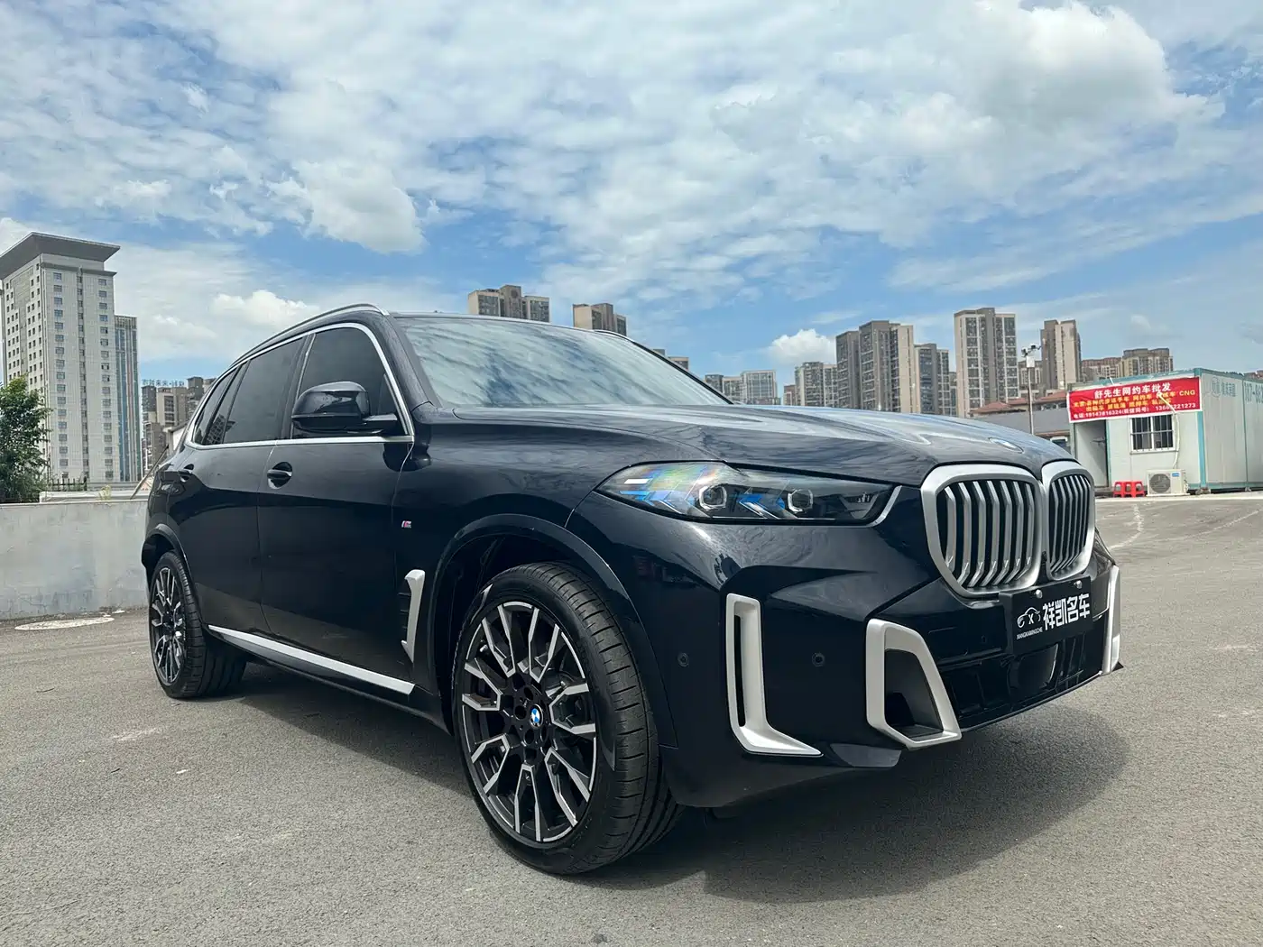 BMW X5 2023 xDrive 40Li M Sport Package фото 3