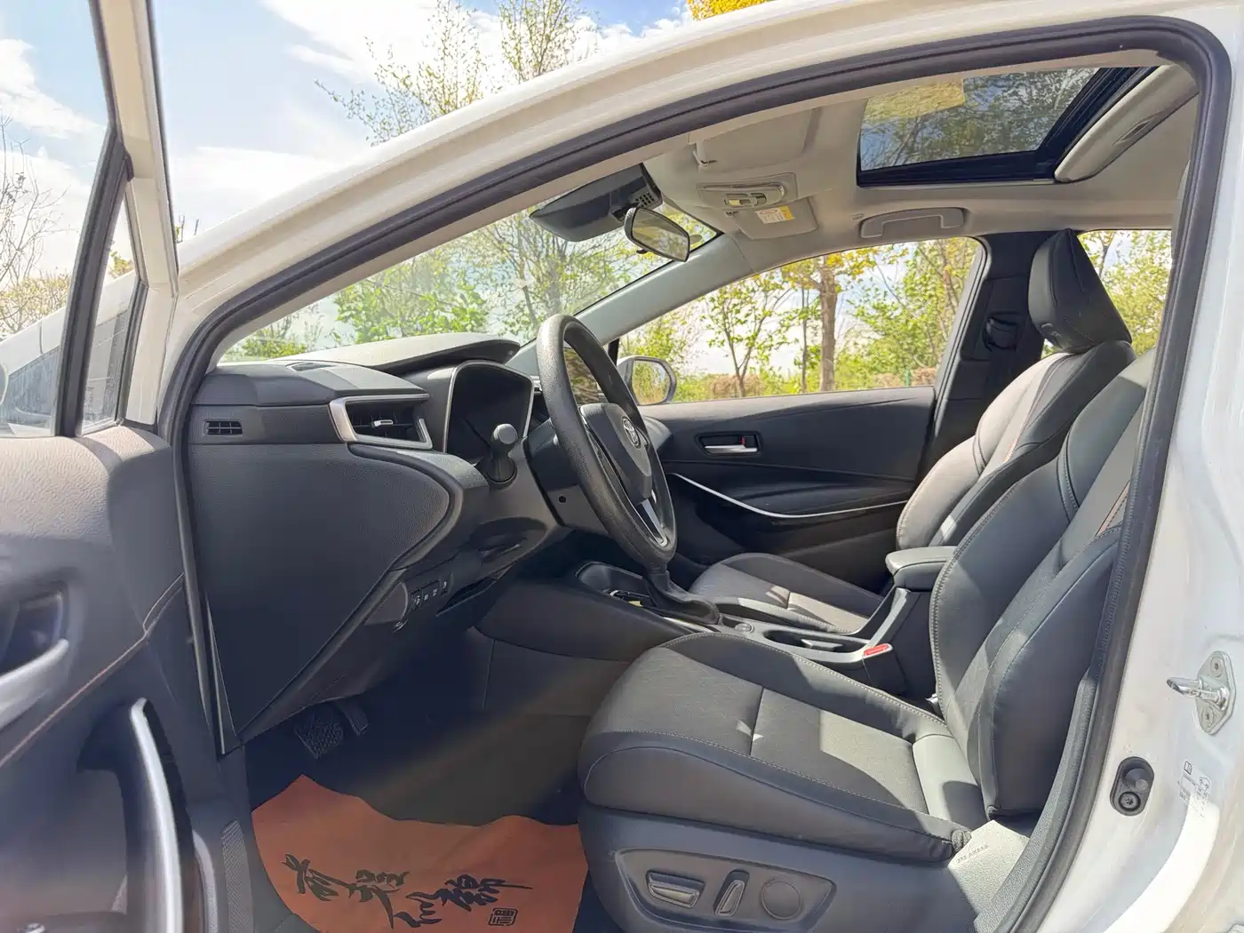 Toyota Levin 2023 Smart Hybrid 1.8L Sport Edition фото 4