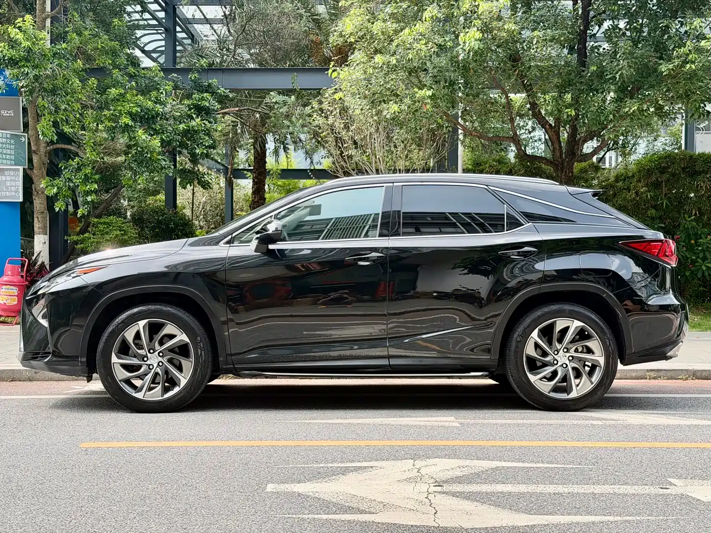 LEXUS RX