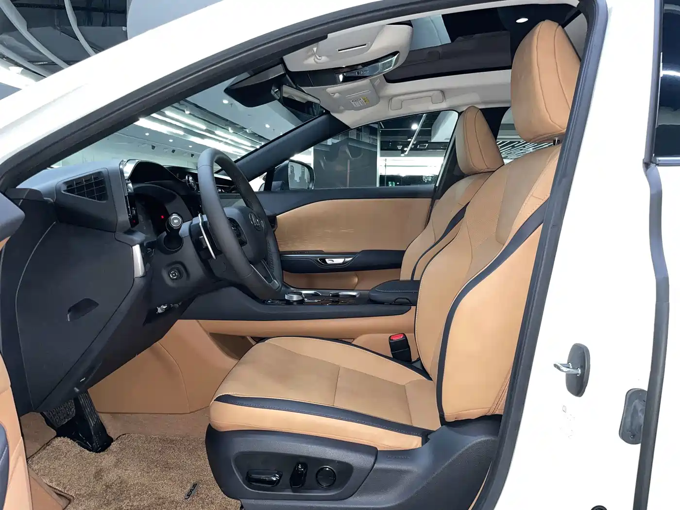 Lexus RZ 2024 2023 300e Long Range Luxury Edition