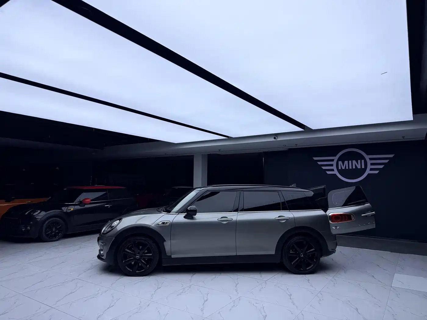 MINI CLUBMAN 2016 Facelift 2.0T COOPER S Geek Edition фото 7
