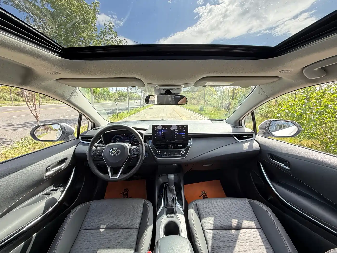 Toyota Levin 2023 Smart Hybrid 1.8L Sport Edition фото 10