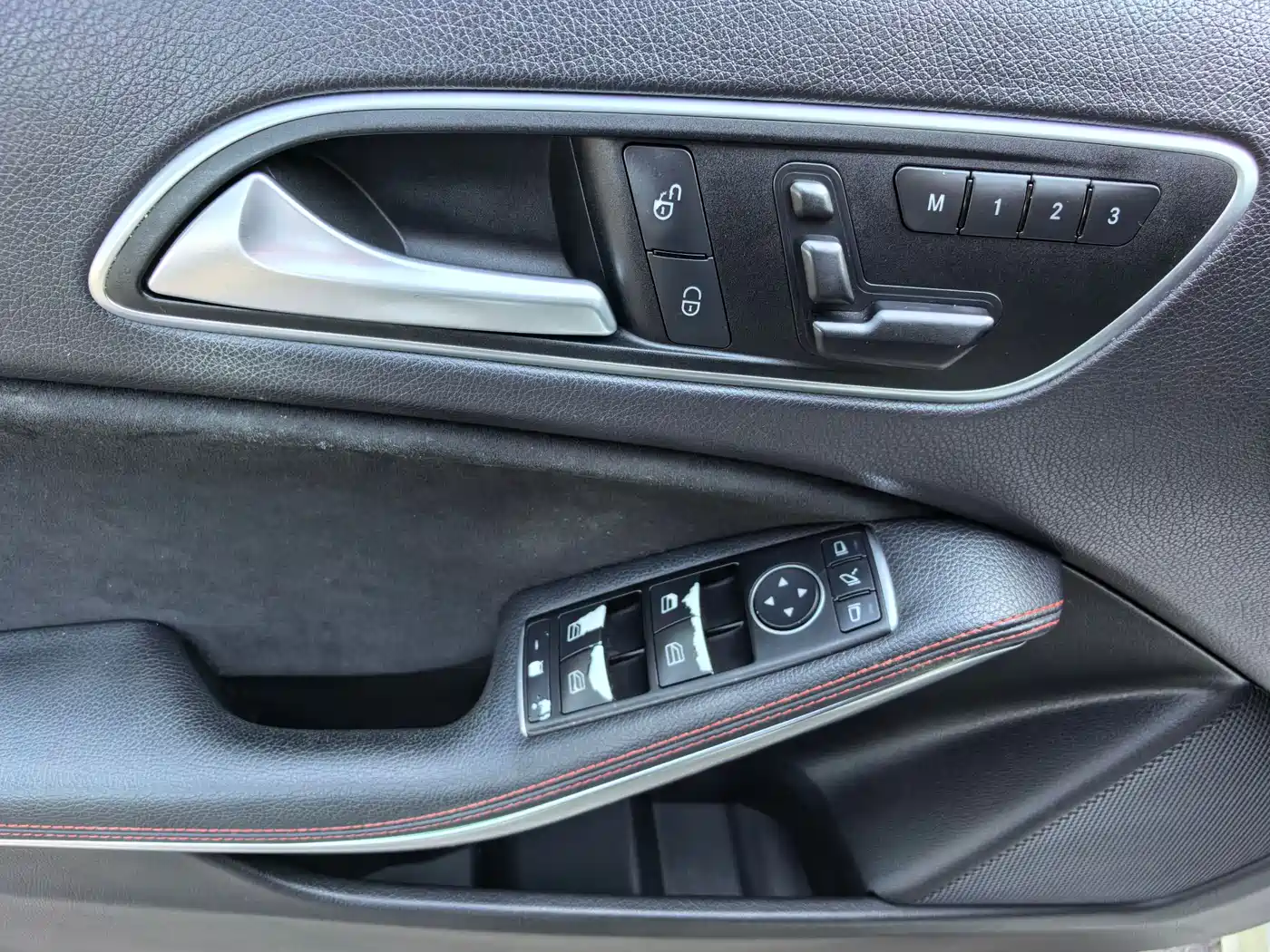 Mercedes-Benz A-Class (Import) 2015 A 200 Sport фото 18