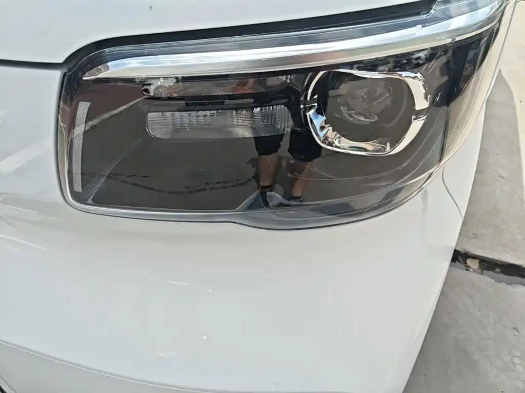 Wuling Motors Wuling Zhiguang NEV 2025 2025 Model 305km Base Version