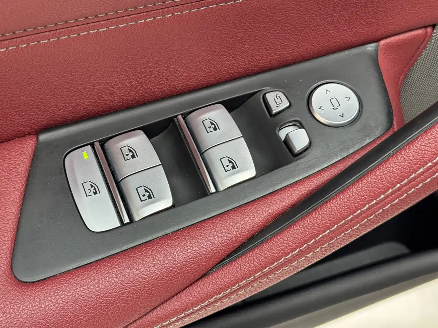 BMW 5 Series 2022 Model Second Facelift 525Li M Sport Package фото 12