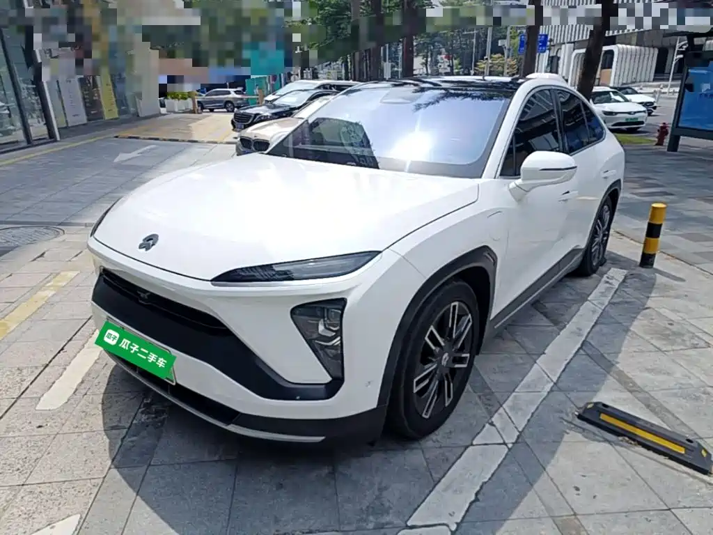 Фото 2 - NIO EC6