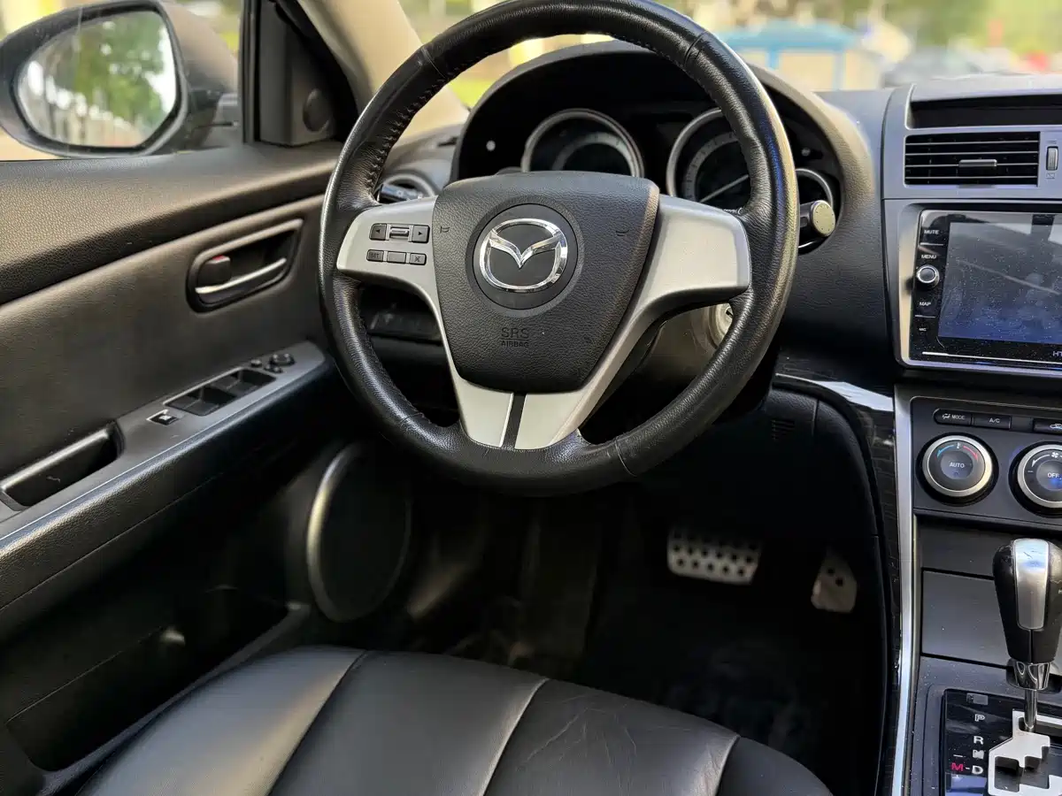 Mazda Ruiyi 2010 Coupe 2.0L Auto Luxury фото 12
