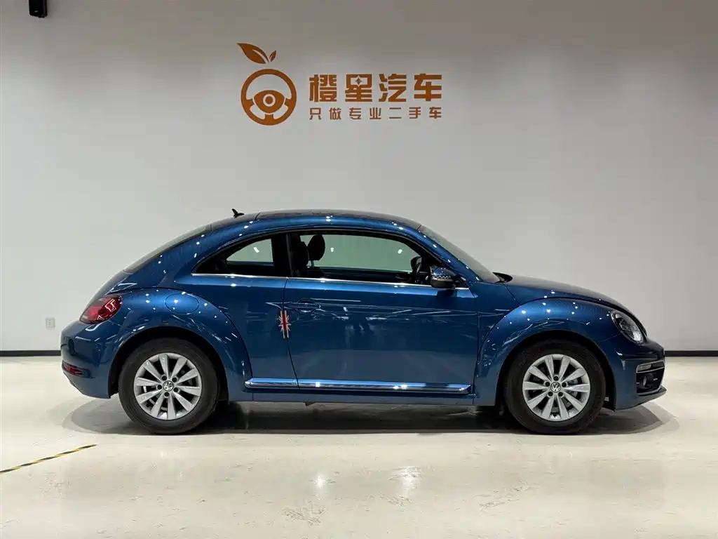 Volkswagen Beetle 2018 180TSI Easy Joy Edition фото 3