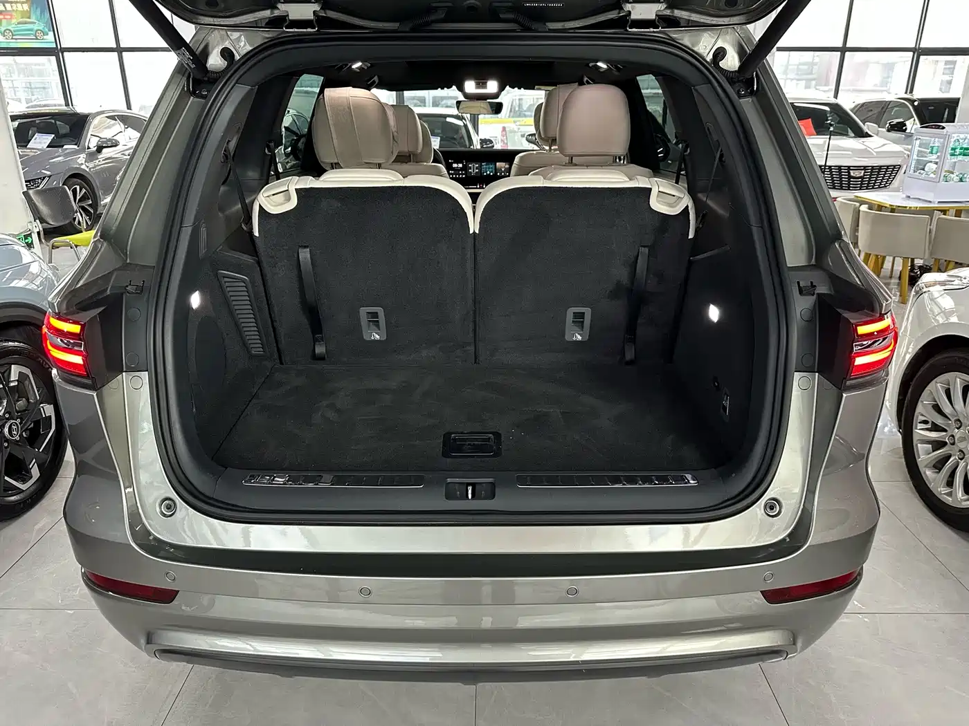 Li Auto Li ONE 2020 2020 Extended Range 6-seater