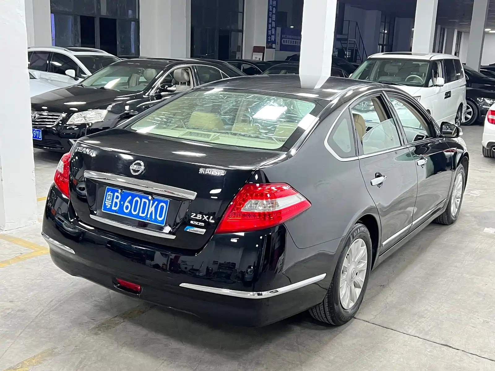 Photo 4 - Nissan Teana