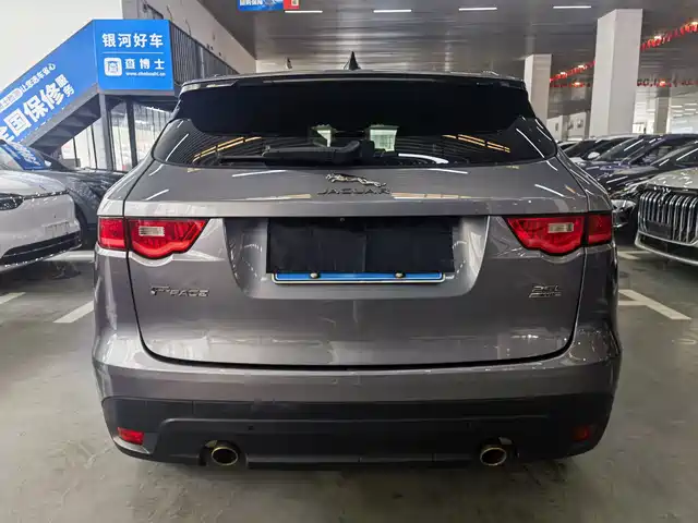 Jaguar F-PACE 2020 2.0T R-Dynamic SE — фото 5