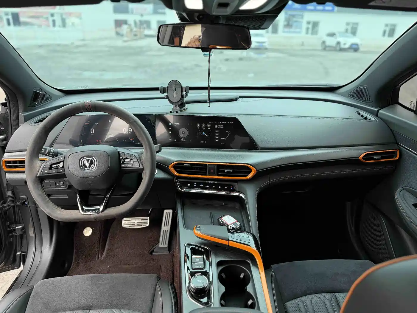 CHANGAN UNI-T