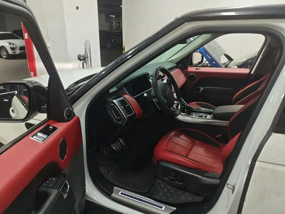 Фото 5 - Land Rover Range Rover Sport