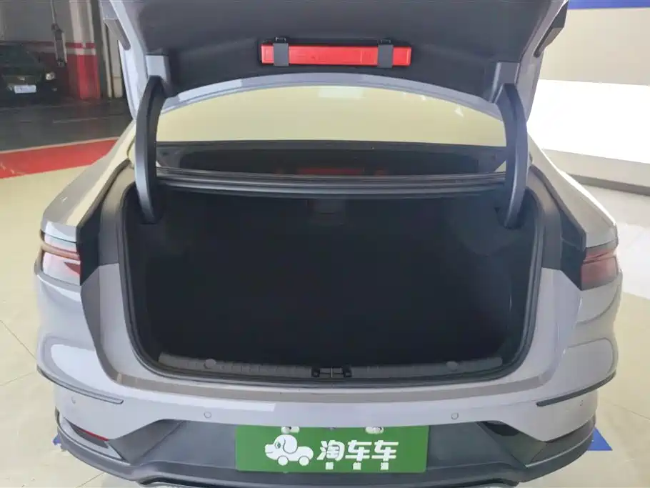 BYD Han 2025 DM-i 125KM Premium фото 4