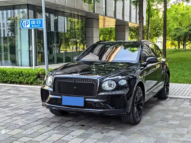  Bentley Bentayga 2021 4.0T V8