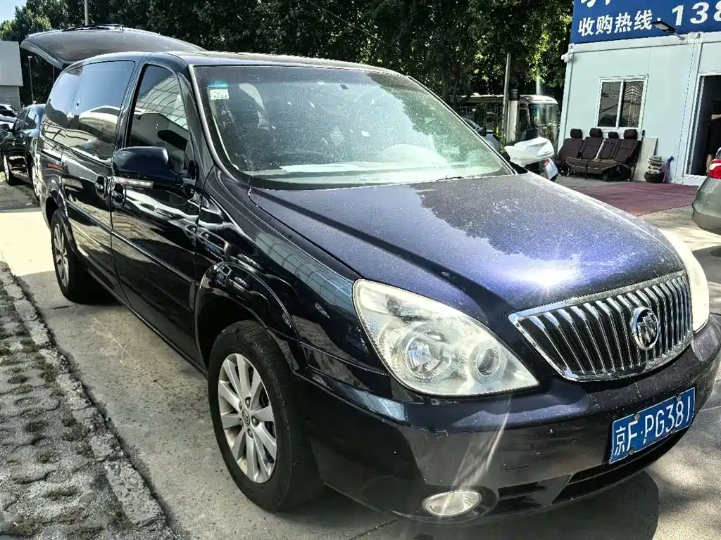 Buick GL8 2014 2.4L Classic Edition фото 2