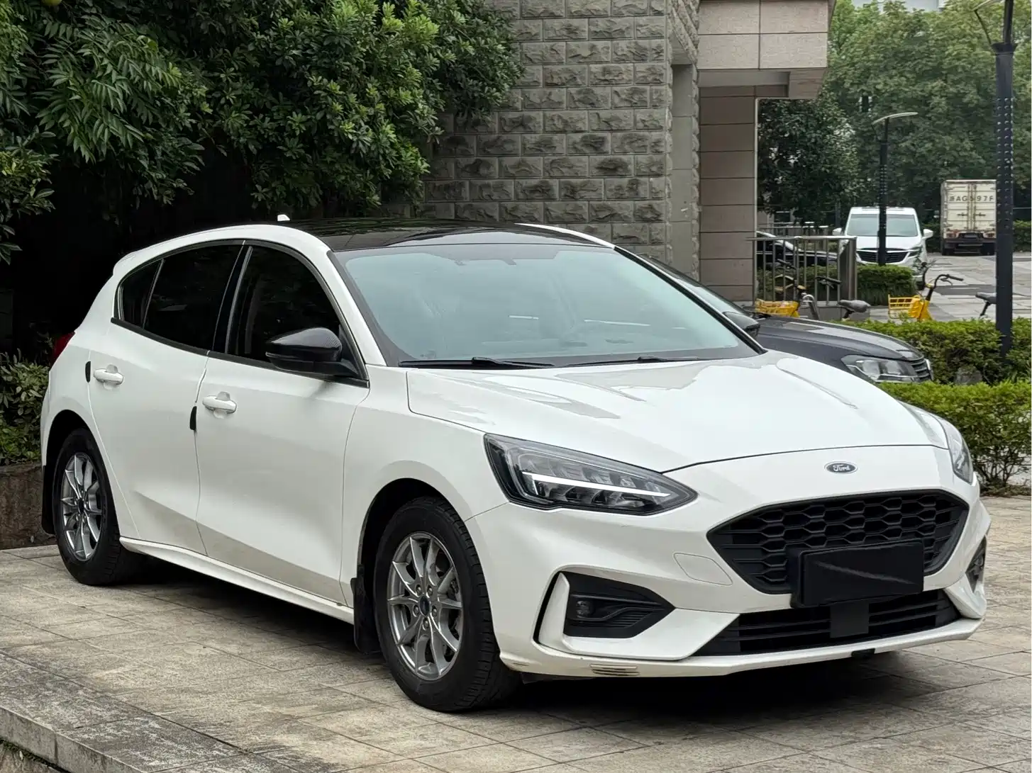 Фото 3 - Ford Focus