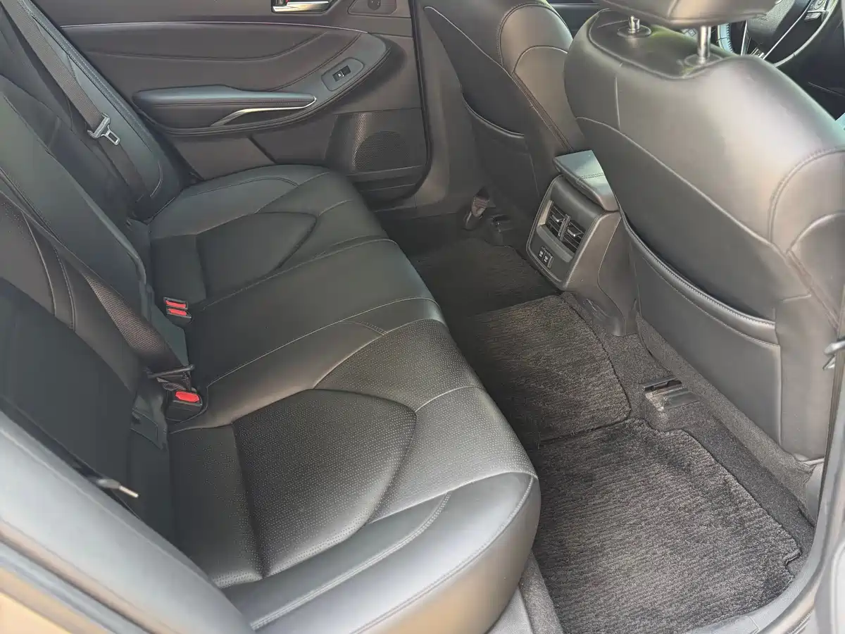 Toyota Avalon 2019 2.0L Luxury Edition (China VI) фото 9