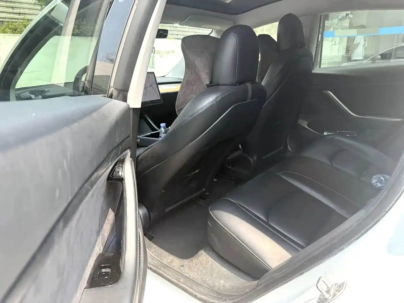 Photo 9 - Tesla Model 3