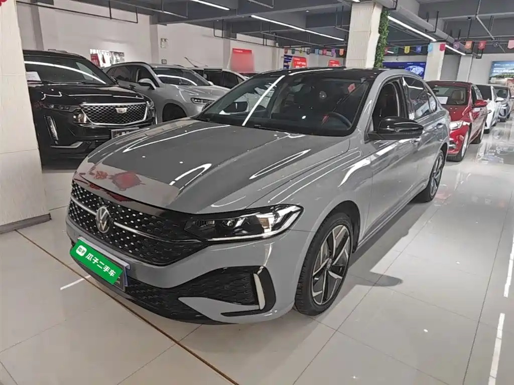 Volkswagen Lavida 2023 300TSI DSG Starlight Eternal Comfort Edition фото 2