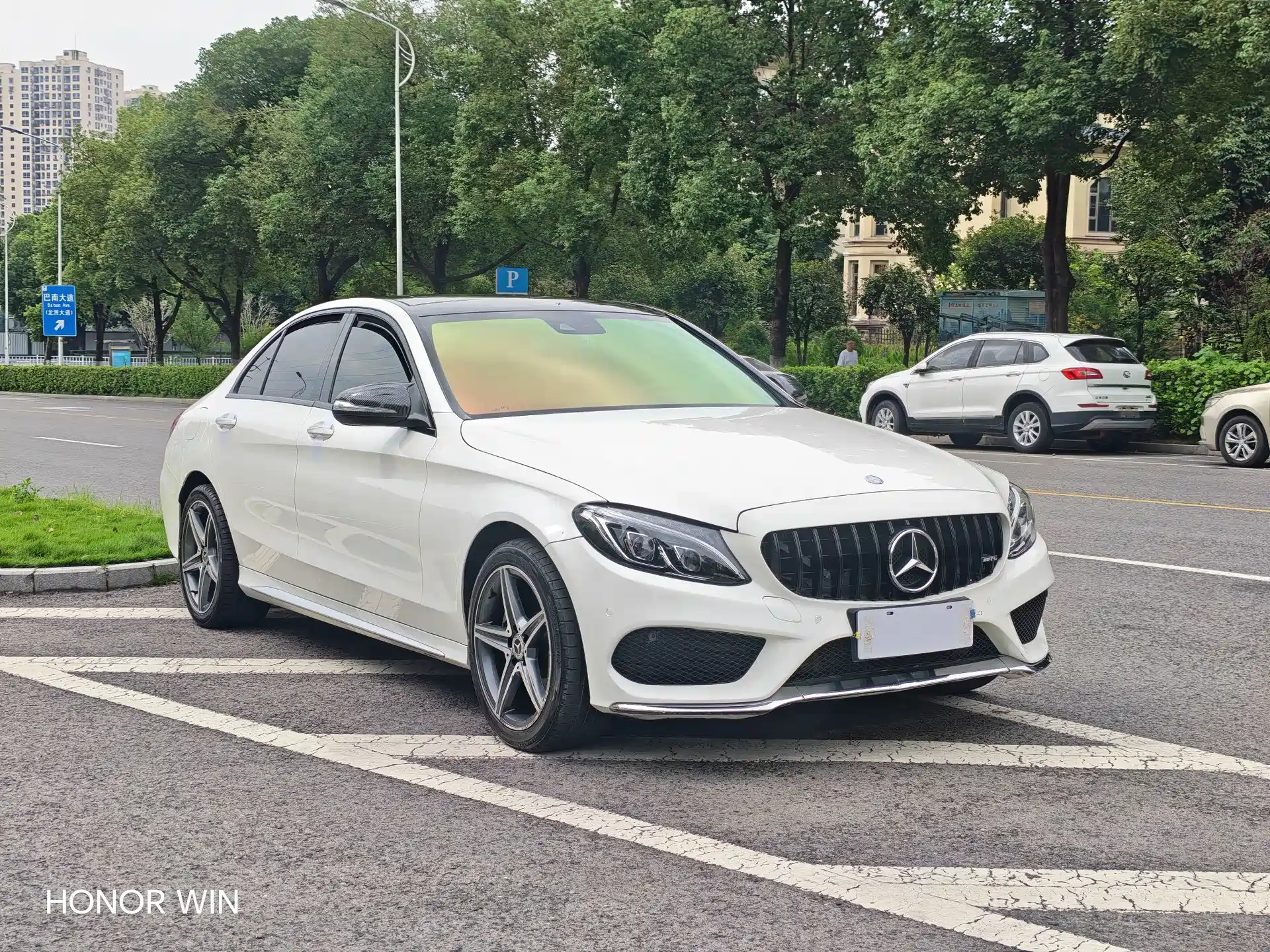 Фото 3 - Mercedes-Benz C-Class
