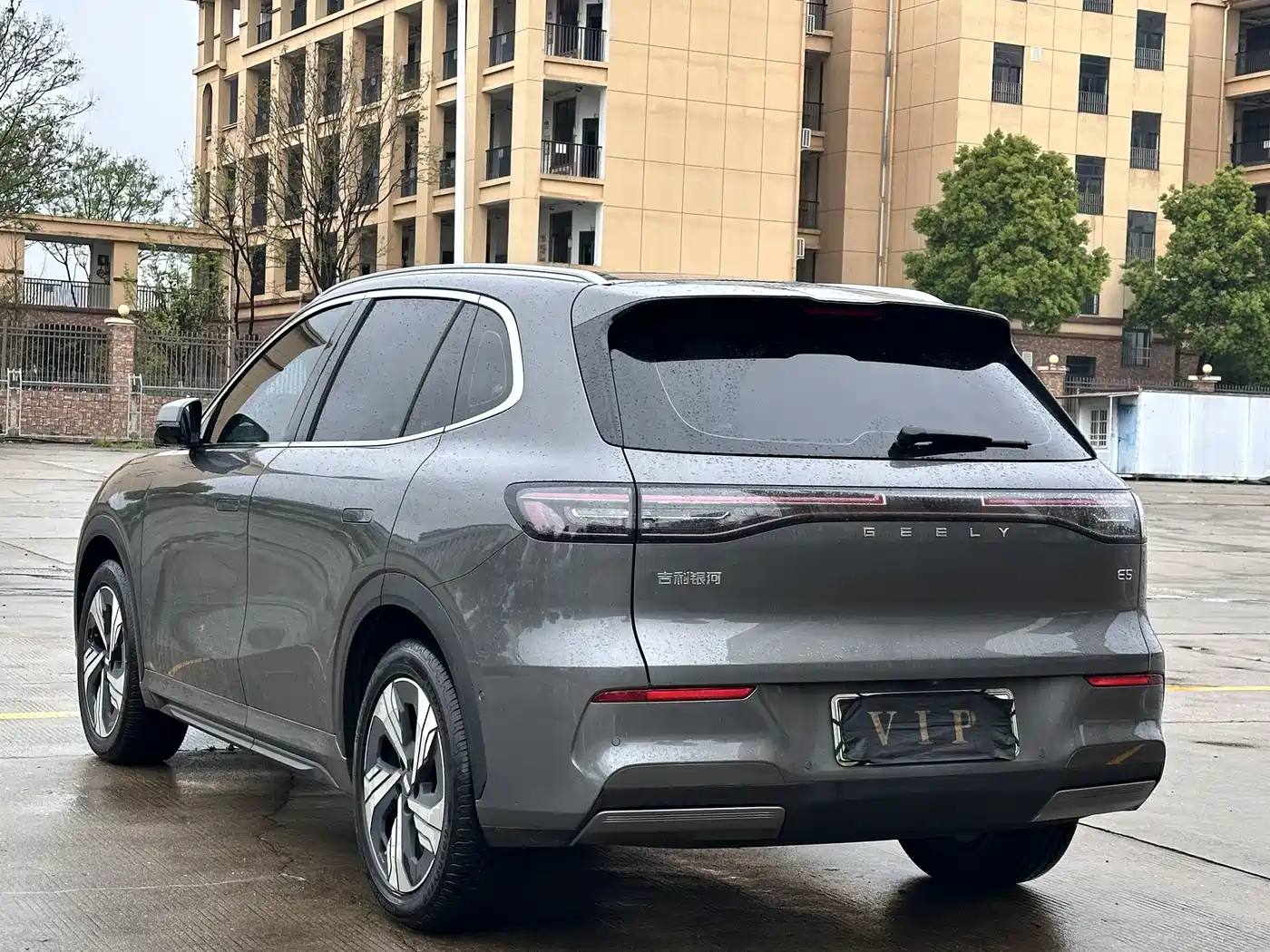 GEELY GALAXY GALAXY E5