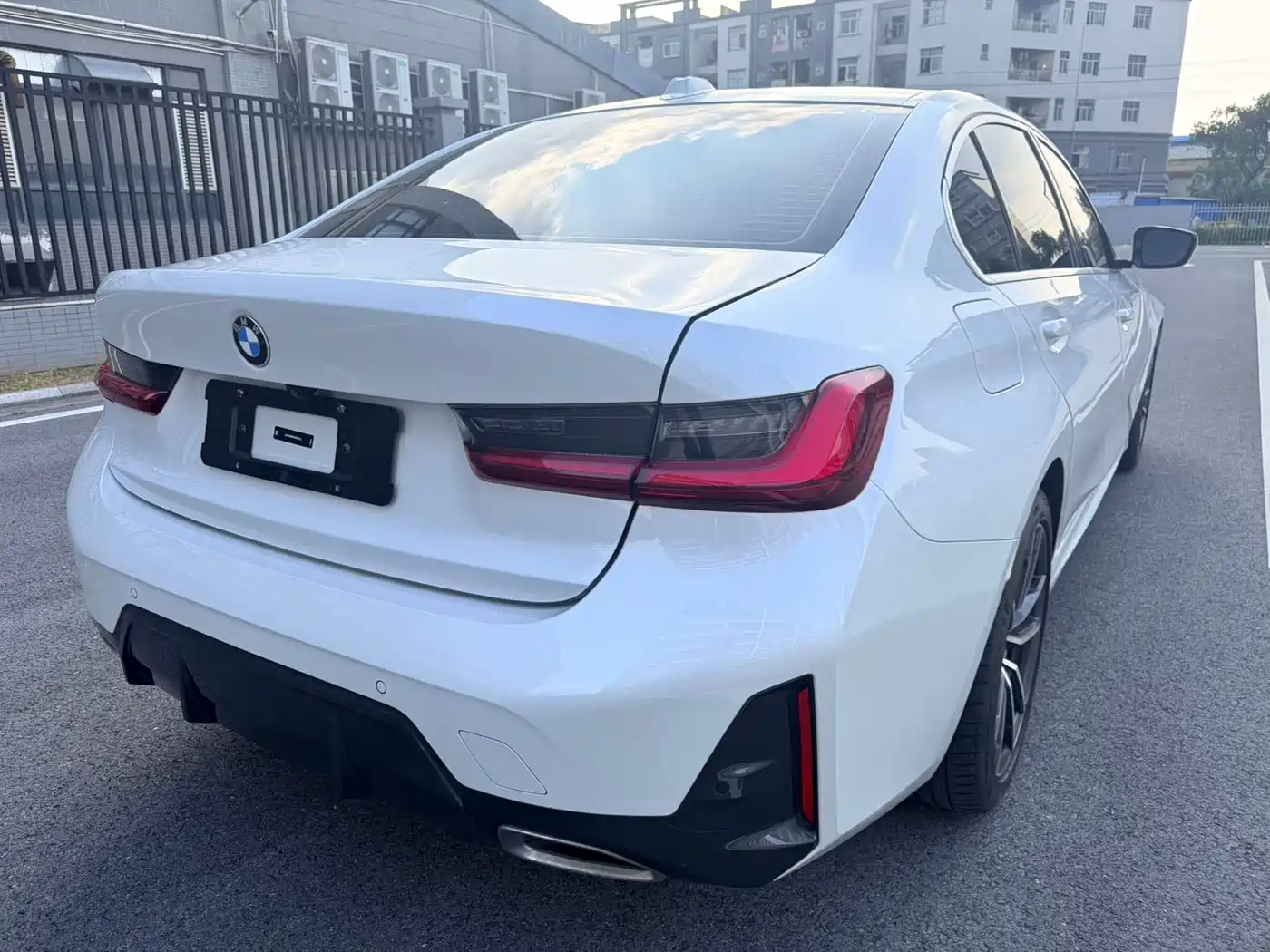 BMW 3 Series 2023 320Li M Sport Package фото 5