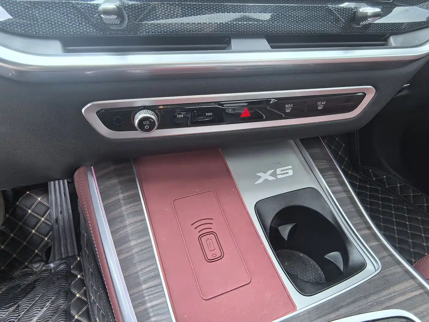 BMW X5 2023 xDrive 40Li M Sport Package фото 14