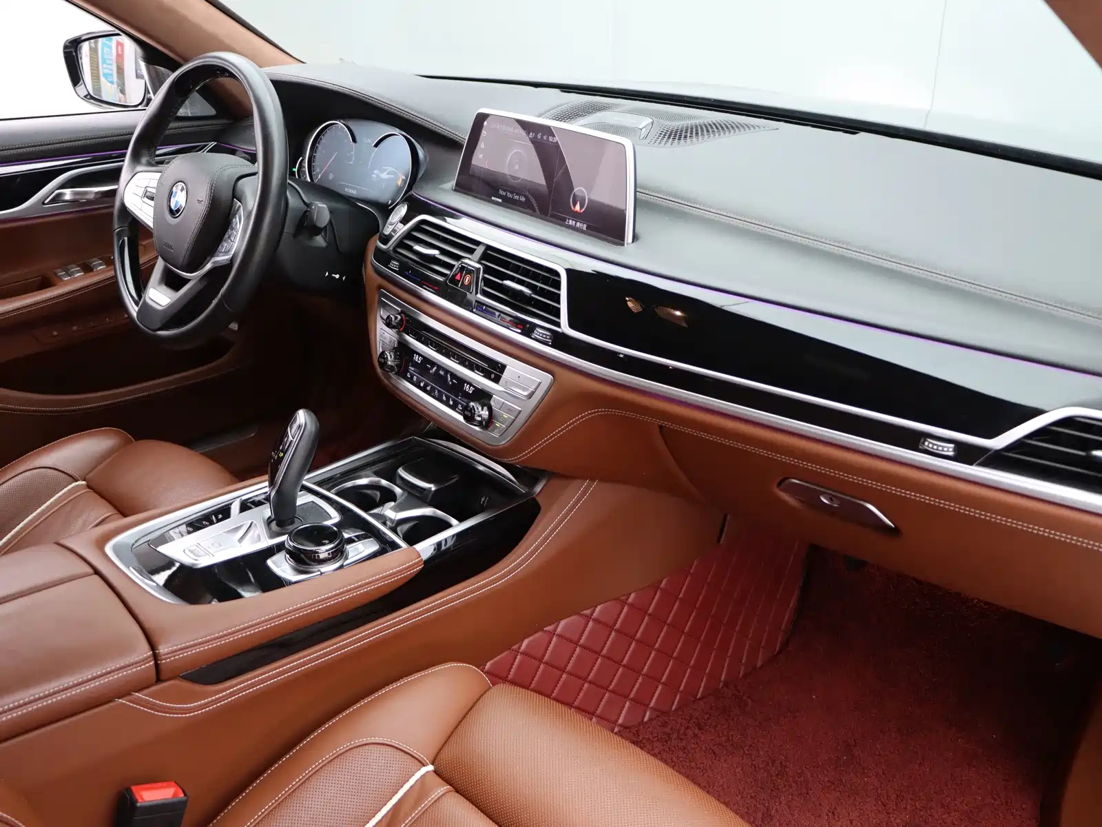 Фото 25 - BMW 7 Series