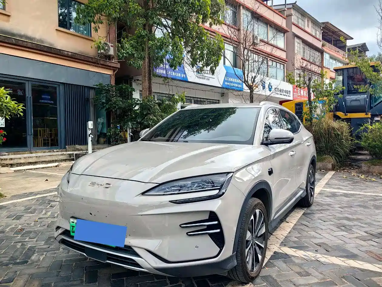 BYD Song PLUS PHEV 2025 EV Smart Driving Edition 520km Luxury