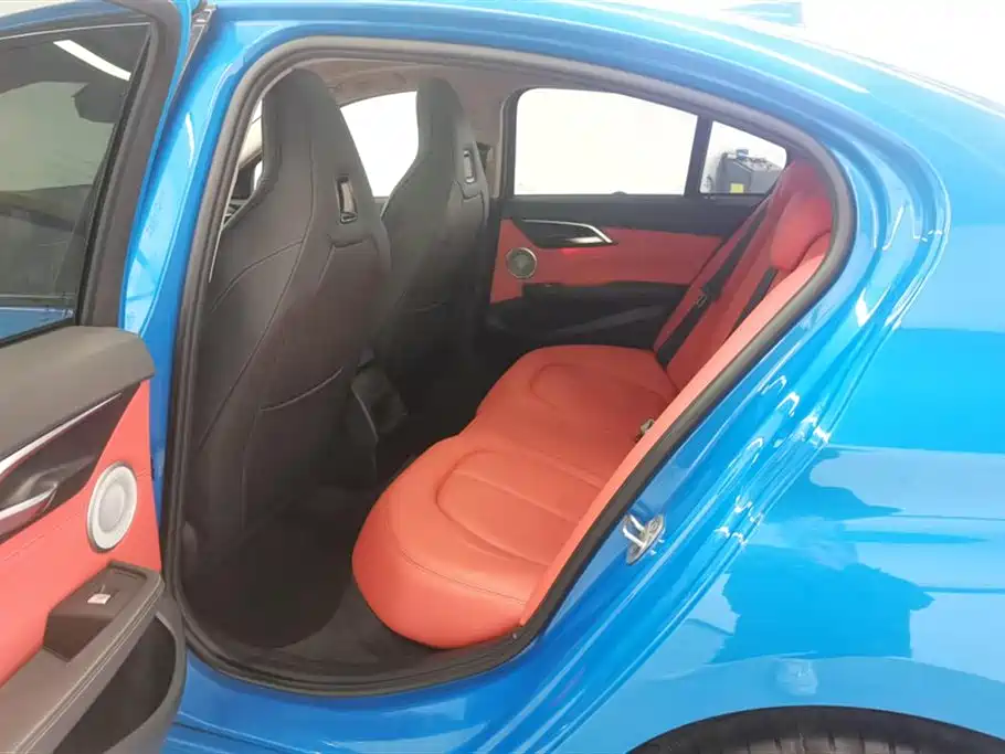 BMW 1 Series 2022 125i M Sport Shadow Edition фото 11