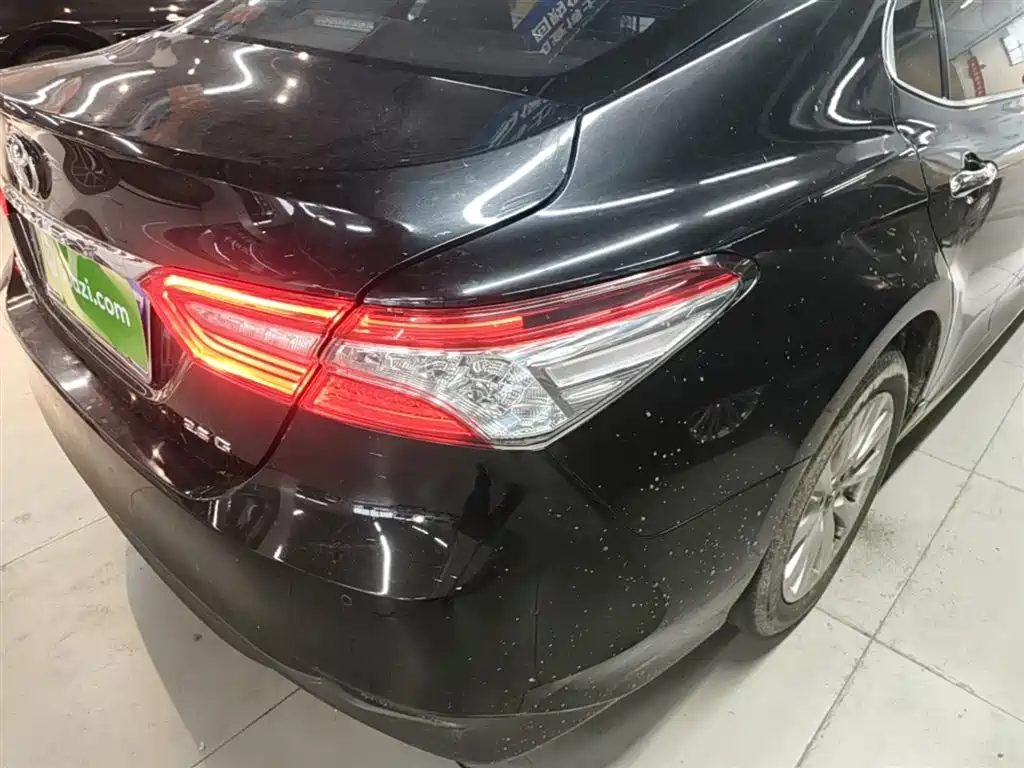 Toyota Camry 2018 2.0G Luxury Edition фото 8