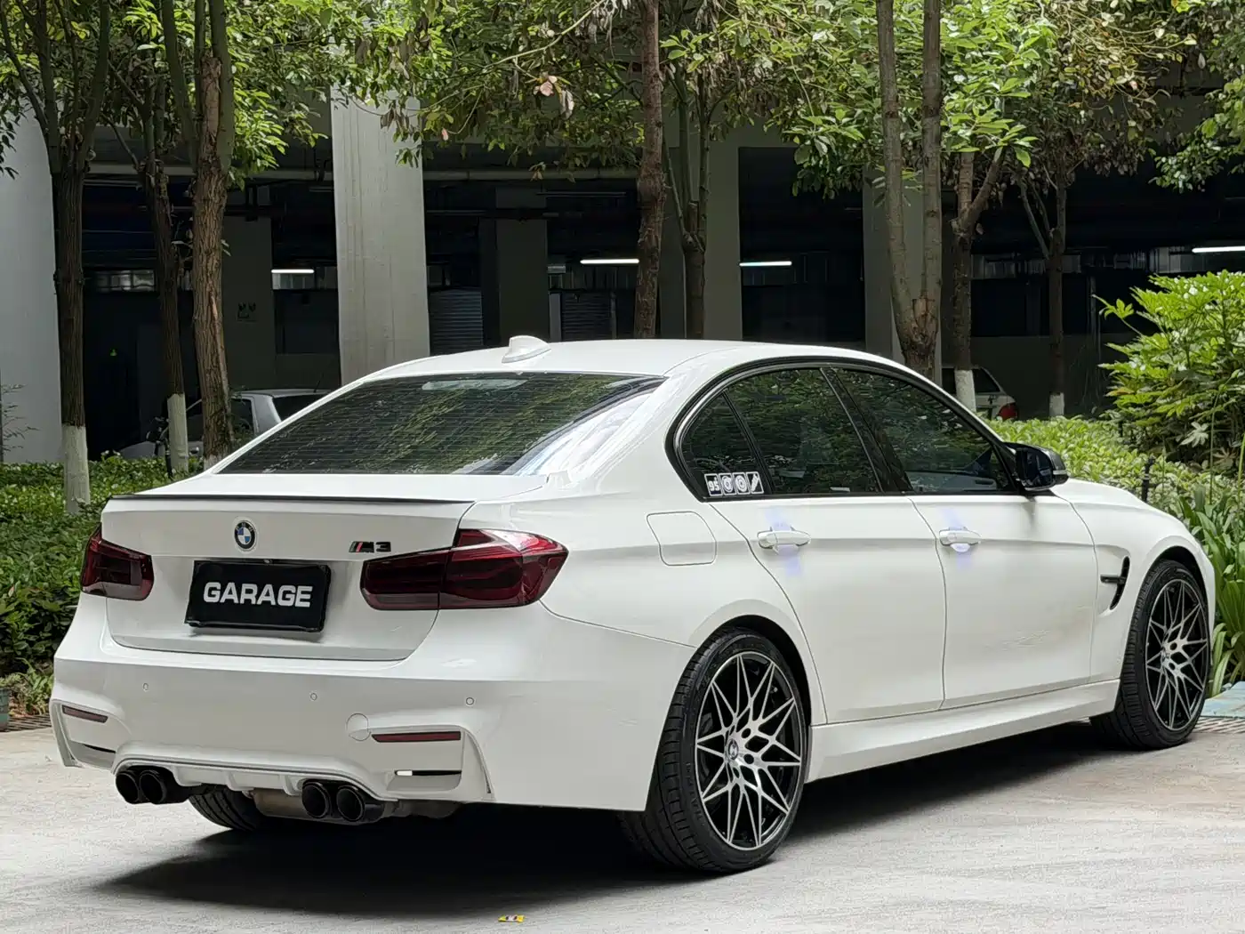 BMW 3 Series 2018 320i M Sport Package фото 8