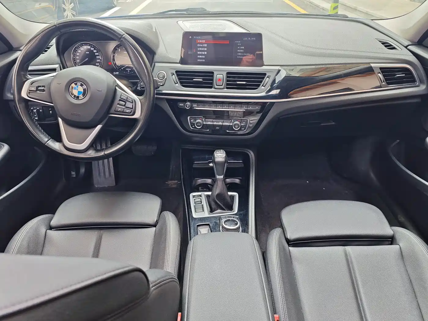BMW 1 Series 2018 118i Design Package фото 8