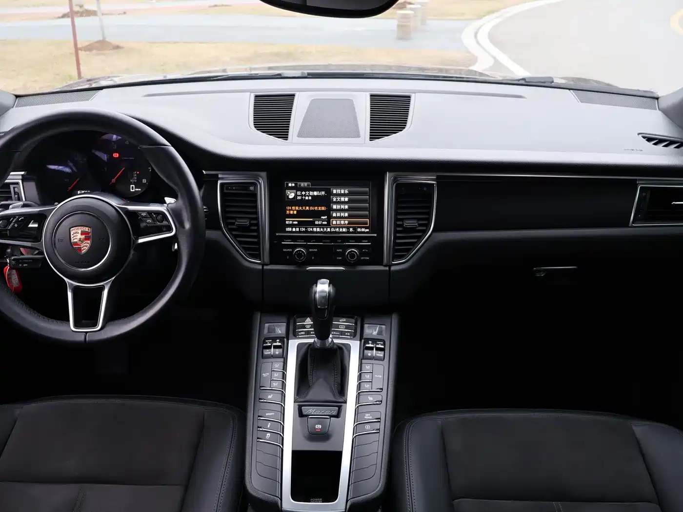 Porsche Macan 2014 Macan 2.0T фото 12