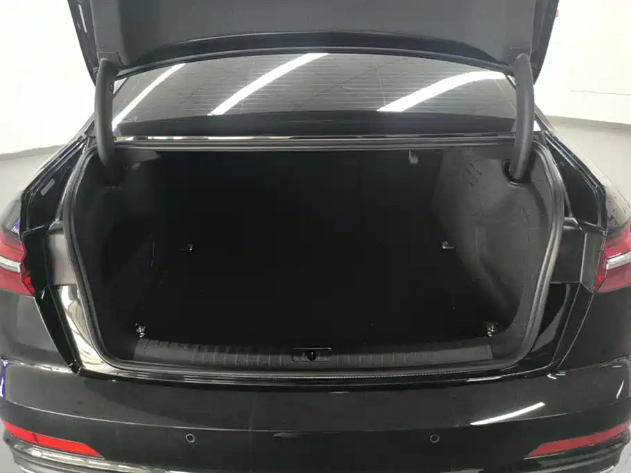 Audi A6L 2022 45 TFSI quattro Premium Dynamic фото 4