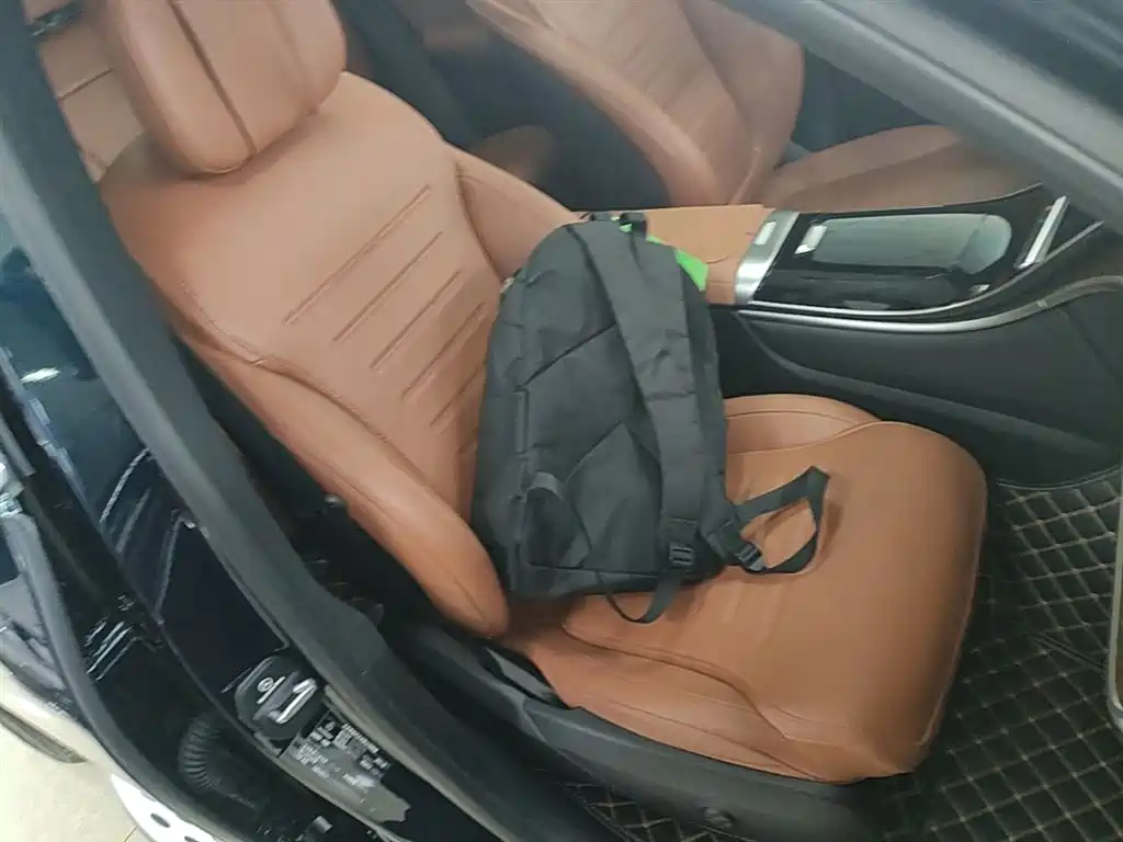 Mercedes-Benz GLC 2025 GLC 300 L 4MATIC Dynamic 5-seater фото 25
