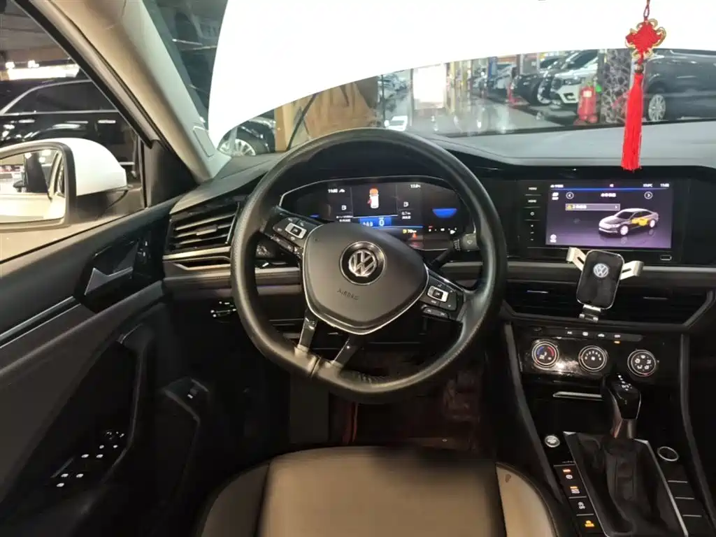 Volkswagen Sagitar 2021 200TSI DSG Comfort Smart Edition фото 4