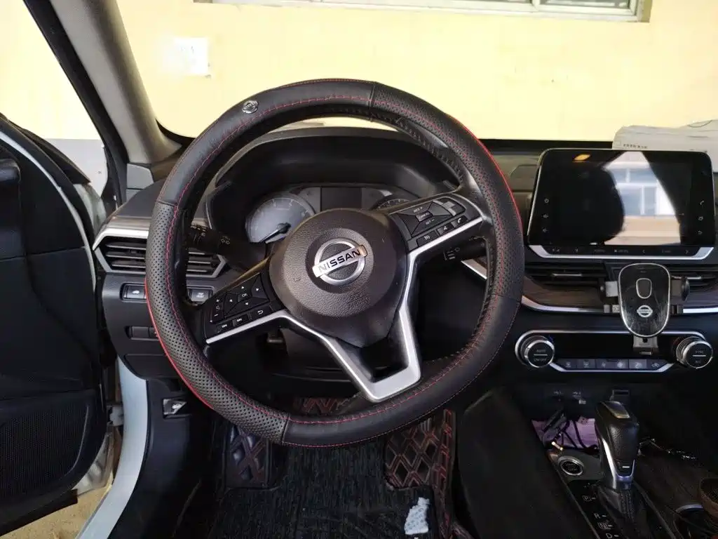 صورة 11 - Nissan Teana