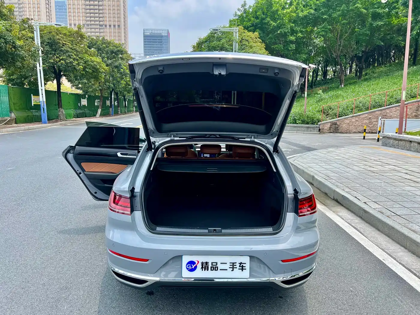 Volkswagen FAW-Volkswagen CC 2021 Shooting Brake 380TSI Hunter Heart Edition фото 32