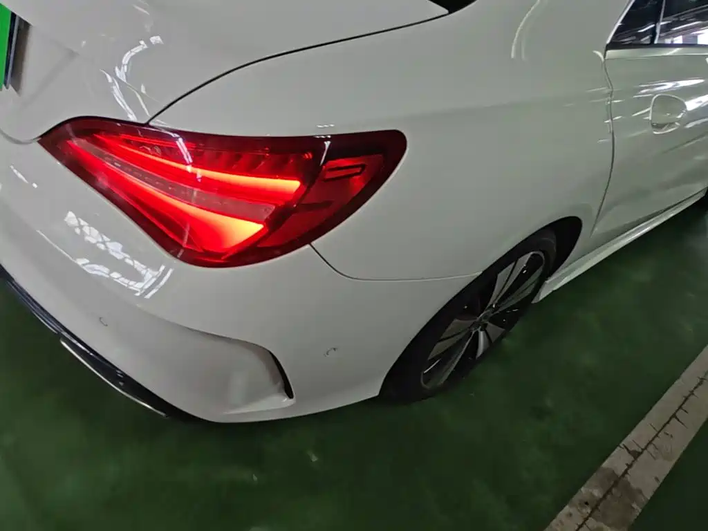 Mercedes-Benz CLA (Import) 2018 2018 CLA 200 Fashion Edition