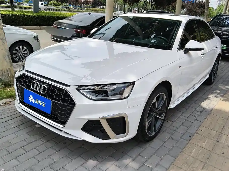 Audi A4L 2022 40 TFSI Fashion Dynamic