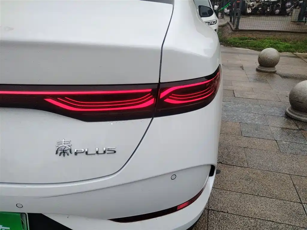 BYD Qin PLUS 2026 EV Smart Drive Edition 510KM Progressive фото 24