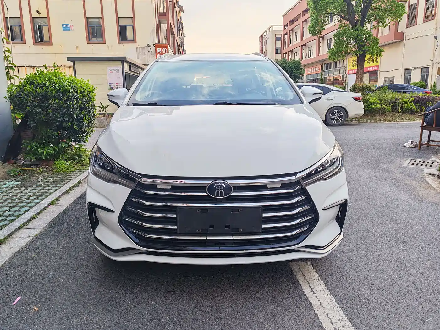 BYD Song MAX 2021 Upgrade 1.5T Automatic Luxury Edition 6-Seater фото 2