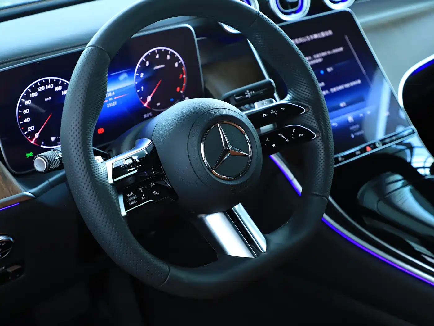 Mercedes-Benz GLC 2024 GLC 300 L 4MATIC Dynamic 5-seater фото 20