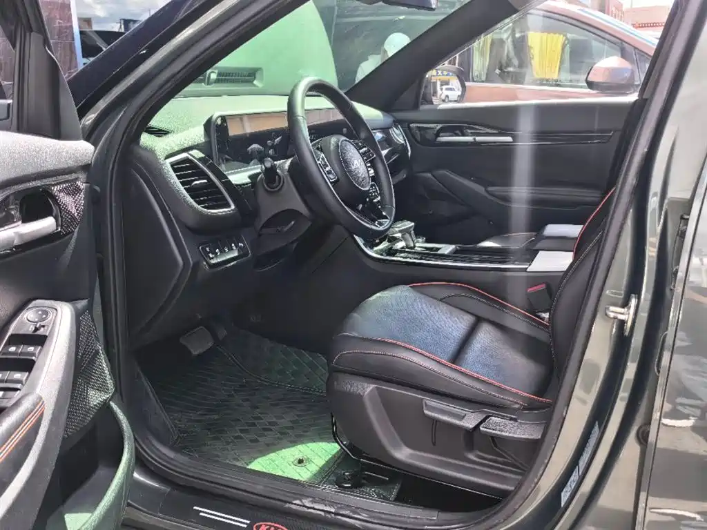 Kia Seltos 2023 1.5L CVT Premium Edition фото 5