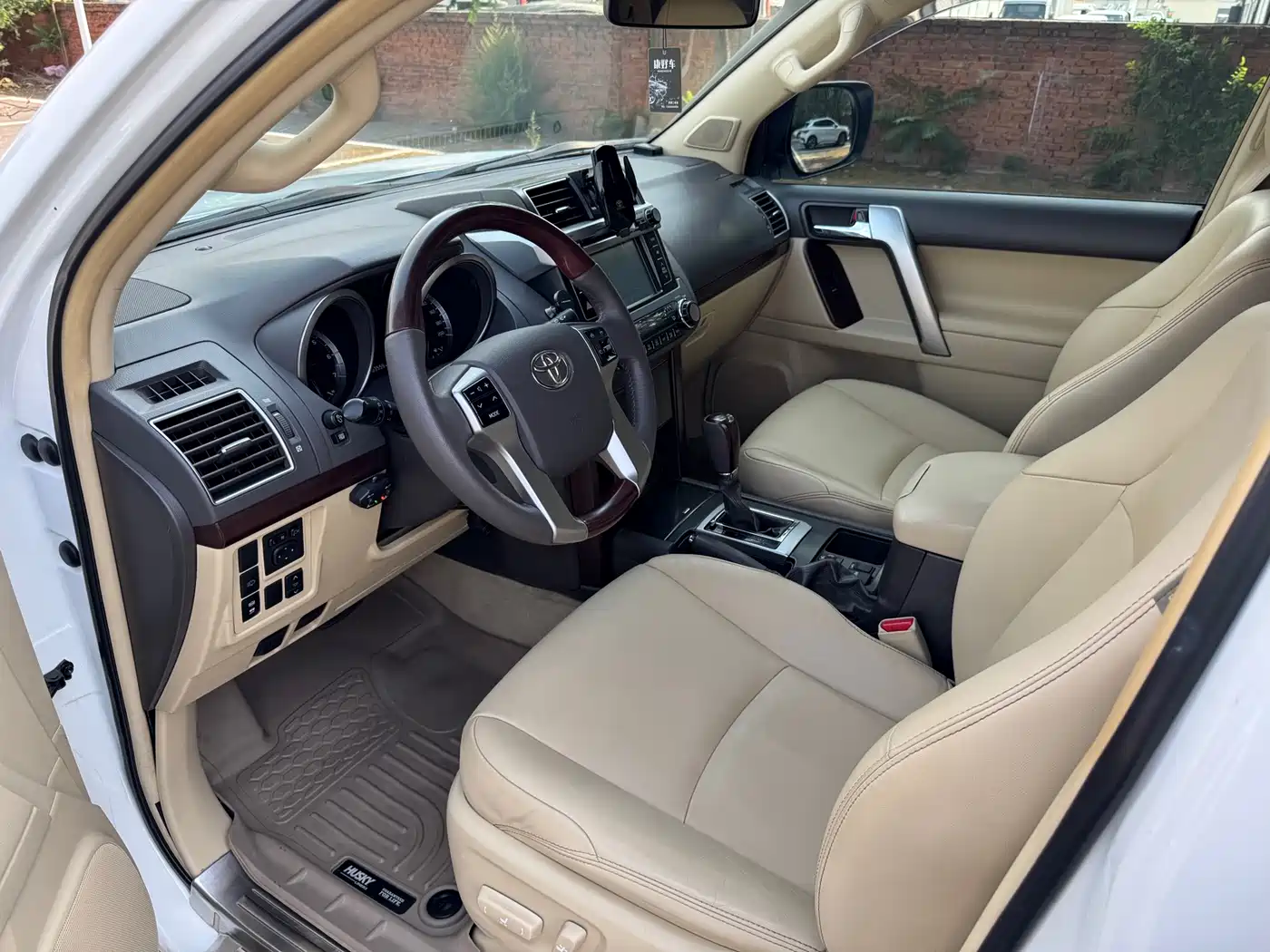 Toyota Prado 2014 4.0L Automatic TX-L фото 12
