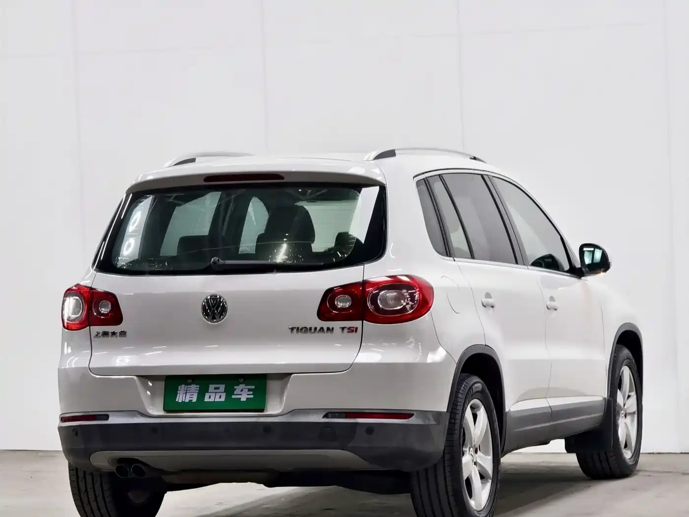 Volkswagen Tiguan 2010 1.8TSI Automatic 2WD Elite фото 4