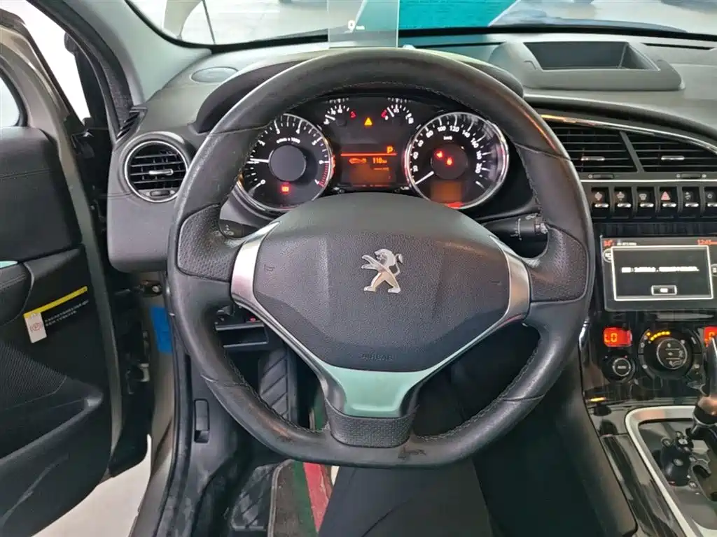 Peugeot 3008 2015 1.6THP Automatic Top Style Edition фото 11