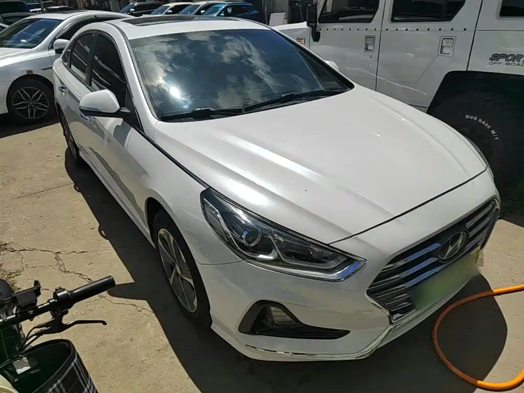 Hyundai Sonata Plug-in Hybrid 2018 2.0 PHE Smart Edition (China VI) фото 4